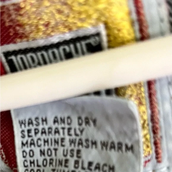 JORDACHE Jean Jacket Size M, with gold accents acid wash - Picture 5 of 6